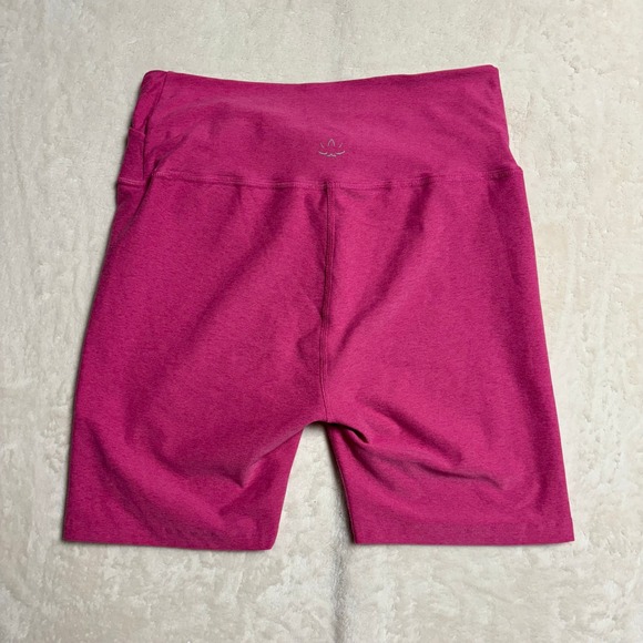 Lot‎ 2 Beyond Yoga Womens Spacedye At Your Leisure High Waisted Biker Shorts XL - Picture 4 of 16